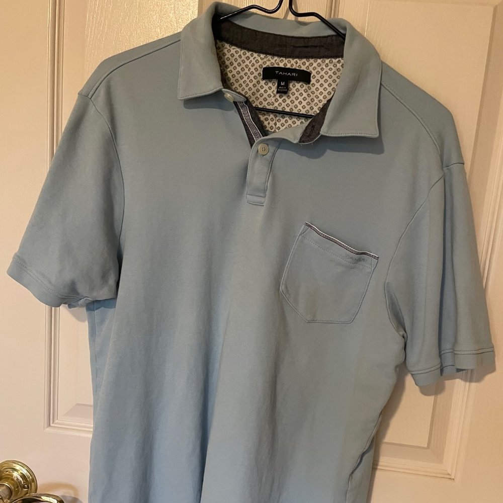 Tahari Mens Light Blue Soft Knit Two Button Chambray Placket Polo Golf Shirt